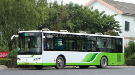 TAOHD43A0 真情巴士 黄岛43路 鲁BH9999 SWB6116MG