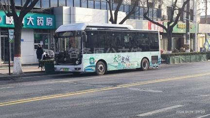 XNT111A1 邢台公交 111路 冀E00725D GTQ6800BEVB35