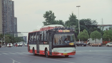 TFU313A0 成都公交 313路 川AP6682 CDK6102CA1R