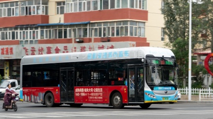 张家口公交 10路 冀G05918F ZK6125FCEVG10(F12)