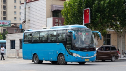 交通巴士 宝14路 津AW3308 ZK6808HN1Y