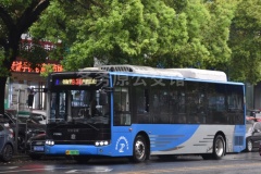 公交发展 B36路 湘B18013D TEG6105BEV21