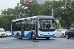 浦东公交 南龙专线 沪A02097F SWB6119CHEV01G