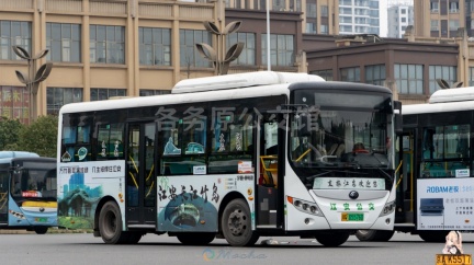 江安公交 - 川Q05576D ZK6815BEVG18(E8)