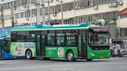 济南公交 K101路 鲁AH1959 LCK6123GEV