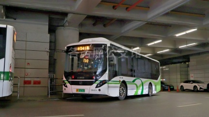 久事公交 941路 沪A07817D SWB6108BEV04