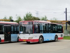 松江公交 松江51路 沪EP9735 SXC6891G5