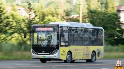 京西公交 崇礼特1路 冀G02202D ZK6816BEVG4(E8)