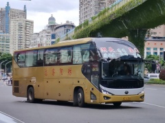 厦门舫阳客运 厦门⇆安溪湖头 闽DX2288 ZK6120H76QY1